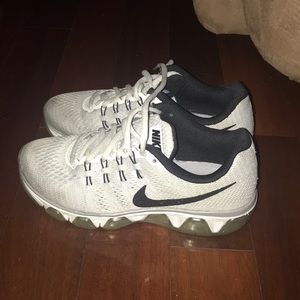 Women’s Nike Tailwind 8 sneakers size 5.5